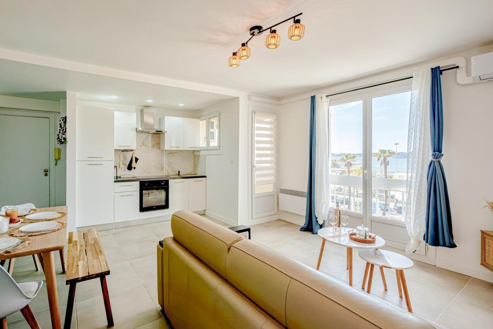 Air-Conditioned Apartment - Sea View Port Toulon Exterior photo